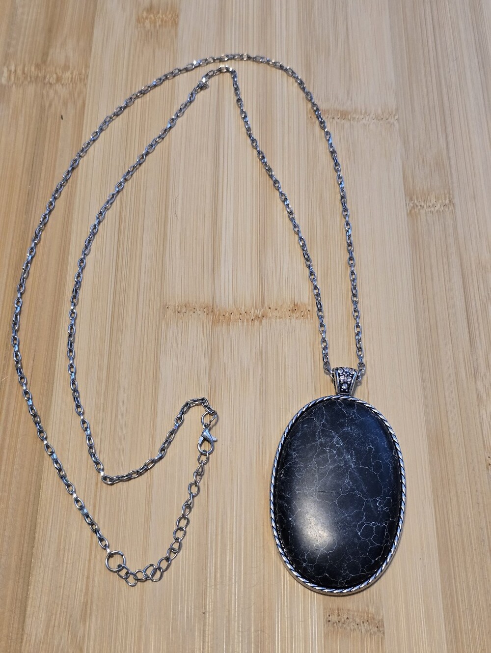 🖤 Christopher & Banks Black Stone Pendant Necklace